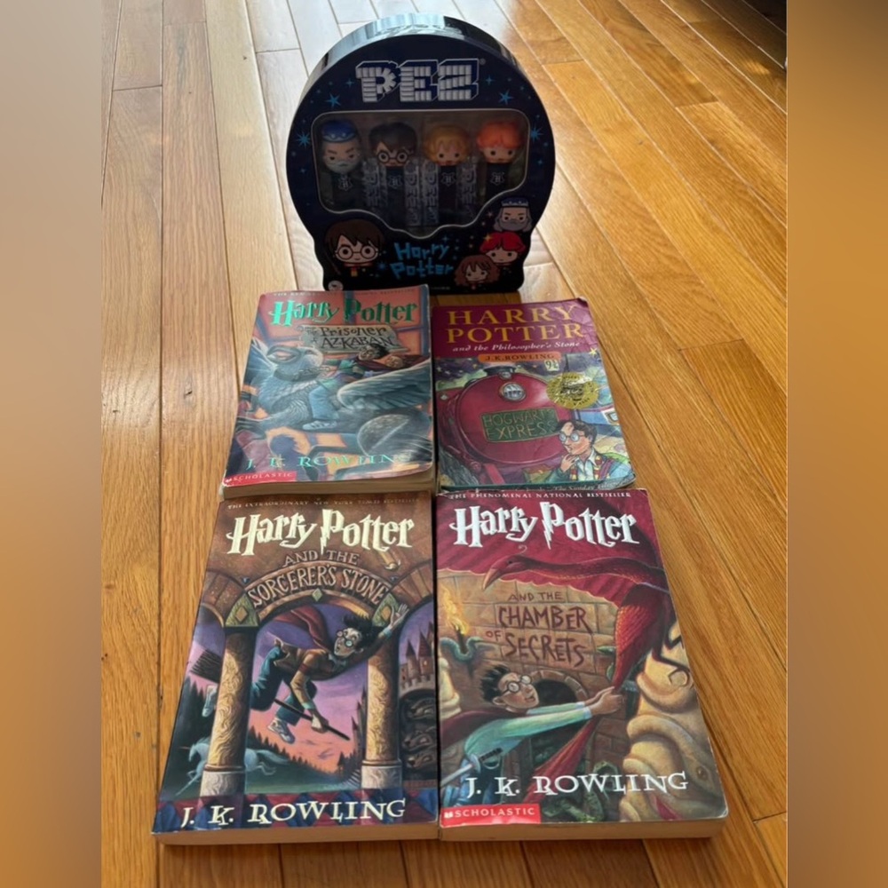 Scholastic Harry Potter Book Set with Character PEZ Tin